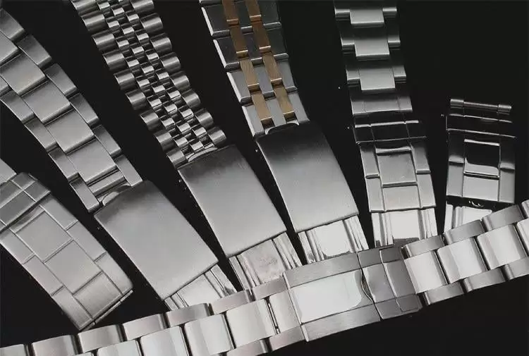 8 ICONIC METAL WATCH STRAPS YOU MUST KNOW